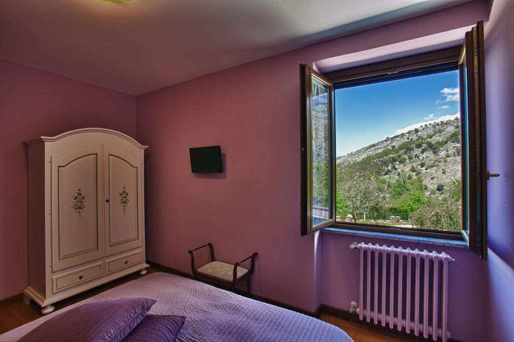 B&B Al Colle Pescosolido Phòng bức ảnh